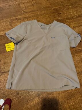 FIGS Scrub Top in Light Taupe